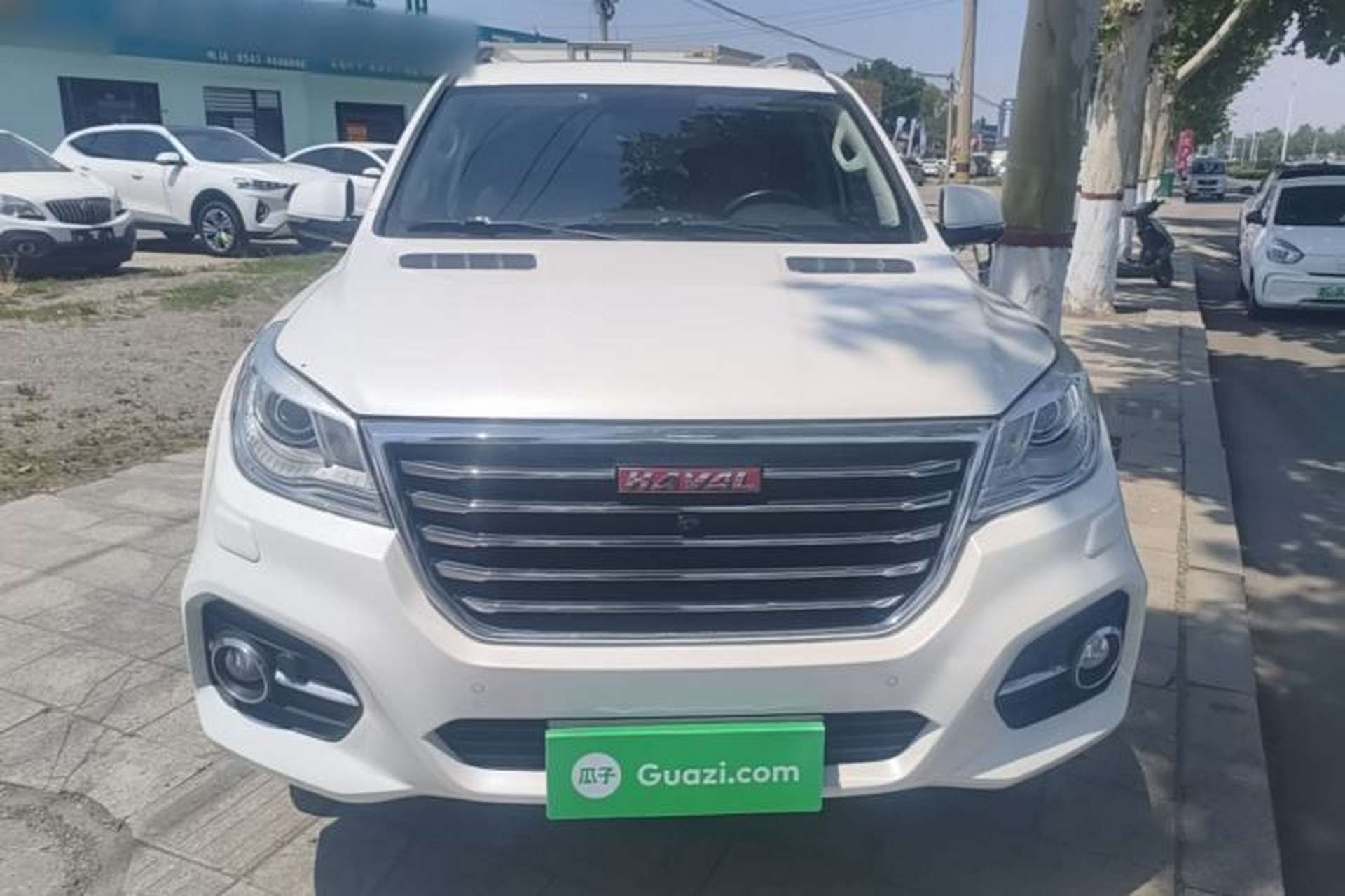 Used Haval H9 2017 2.0T Gasoline 4x4 Premium 5-Seater Front