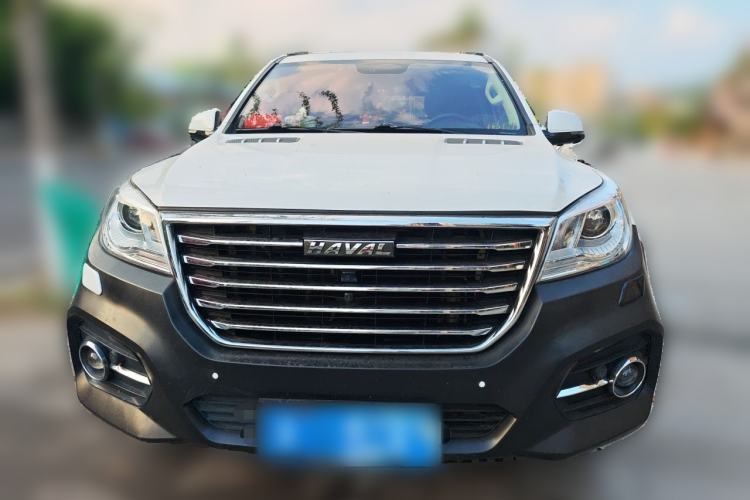 Used Haval H9 2017 2.0T Gasoline 4x4 Luxury 7-Seater Front