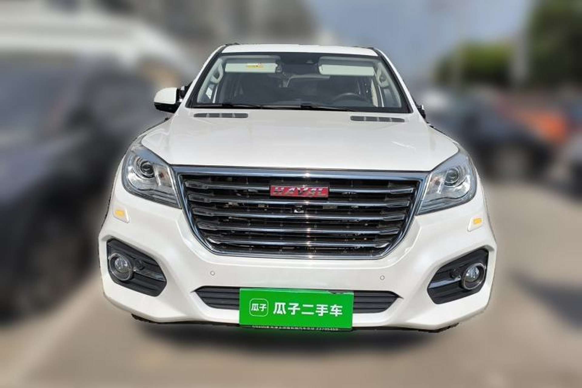 Used Haval H9 2017 2.0T Gasoline 4x4 Premium 5-Seater Front