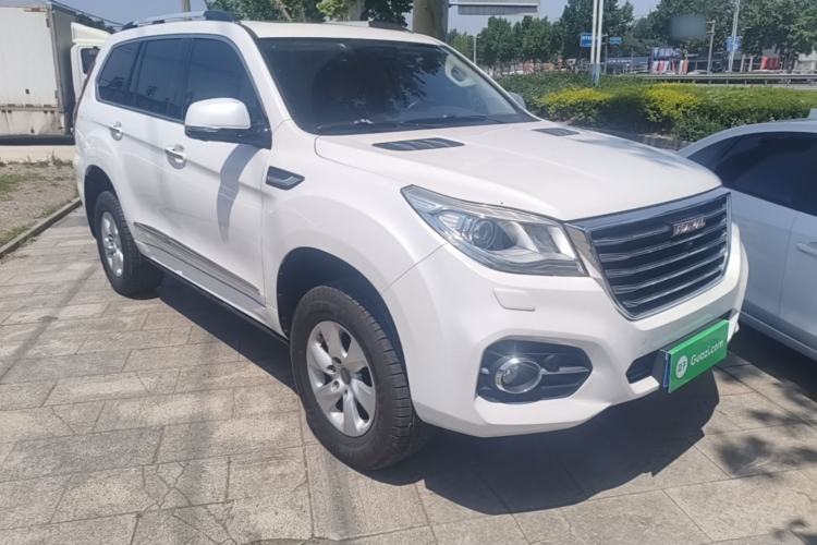 Used Haval H9 2017 2.0T Gasoline 4x4 Premium 5-Seater Front Right 45 Deg