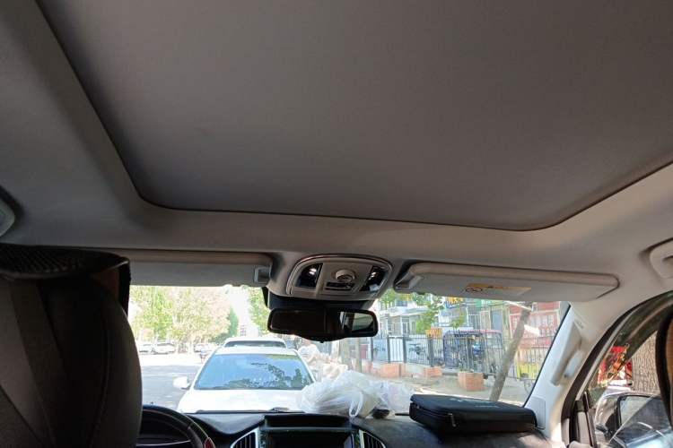 Used Haval H9 2017 2.0T Gasoline 4x4 Premium 5-Seater Headliner