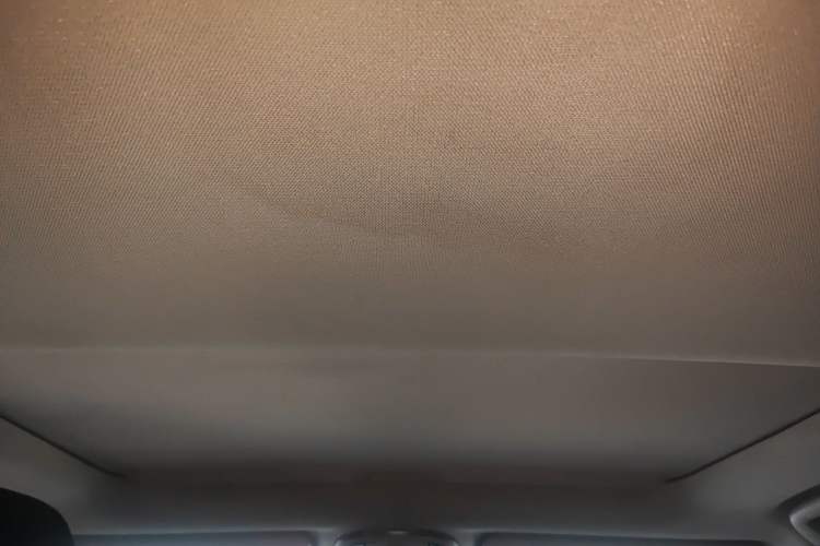 Used Haval H9 2017 2.0T Gasoline 4x4 Luxury 7-Seater Headliner