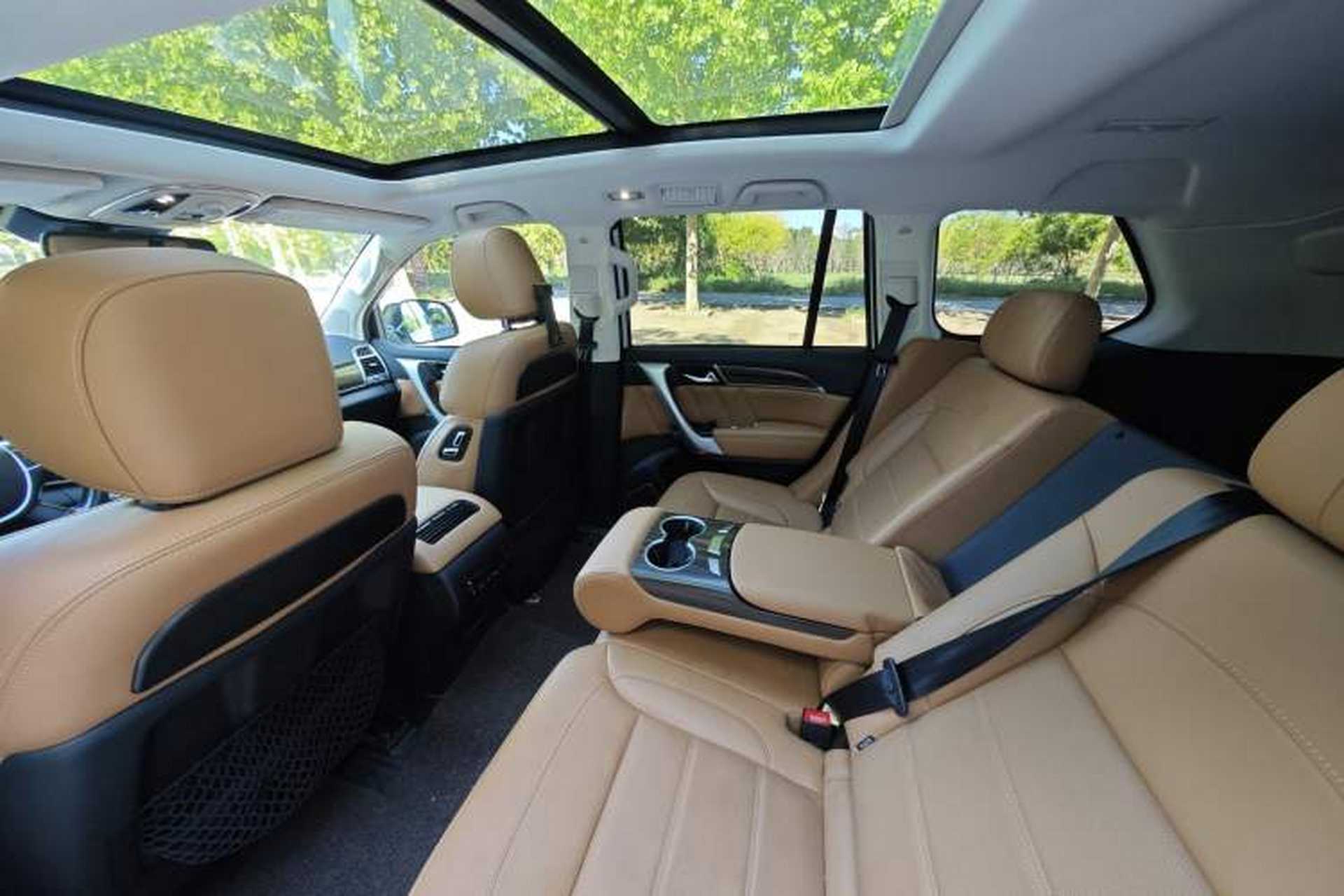 Used Haval H9 2017 2.0T Gasoline 4x4 Premium 5-Seater Headliner