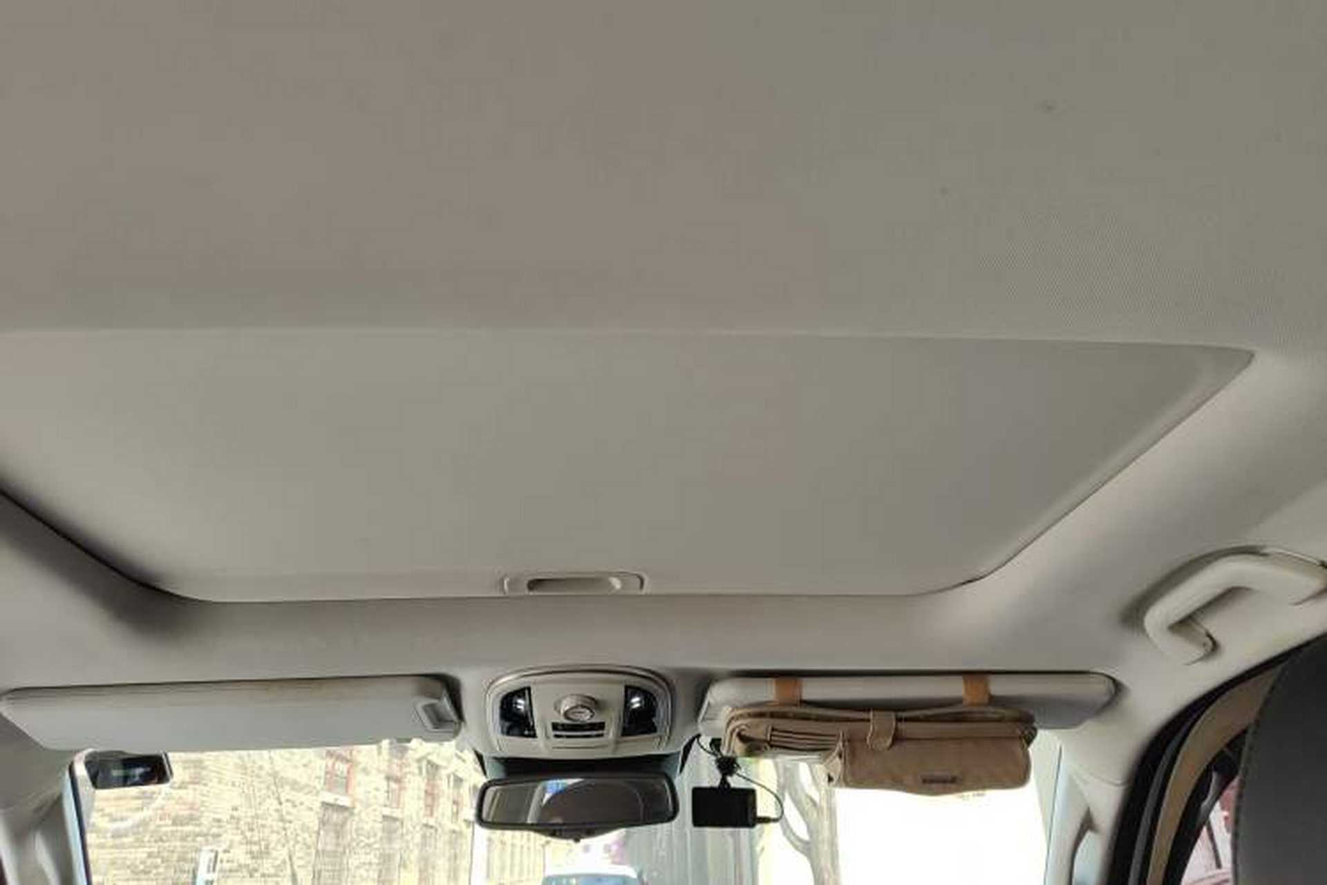 Used Haval H9 2017 2.0T Gasoline 4x4 Luxury 7-Seater Headliner
