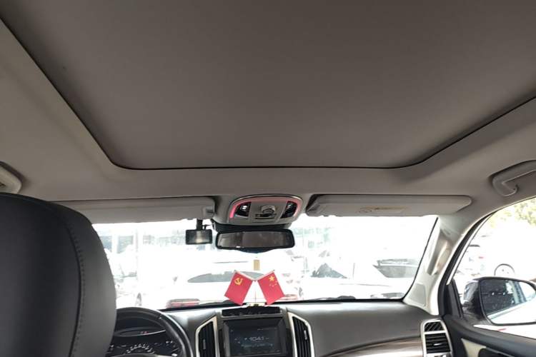 Used Haval H9 2017 2.0T Diesel 4x4 Premium 5-Seater Headliner