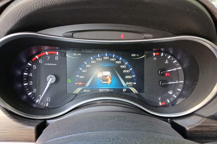 Used Haval H9 2017 2.0T Gasoline 4x4 Premium 5-Seater Instrument Cluster