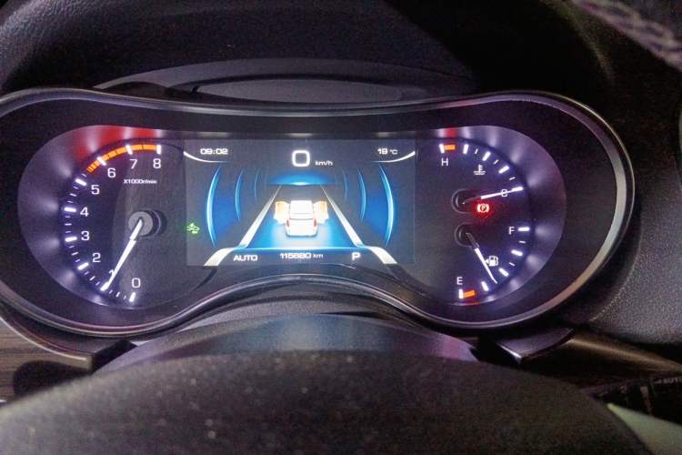 Used Haval H9 2017 2.0T Gasoline 4x4 Prestige Model 7 Seats Instrument Cluster