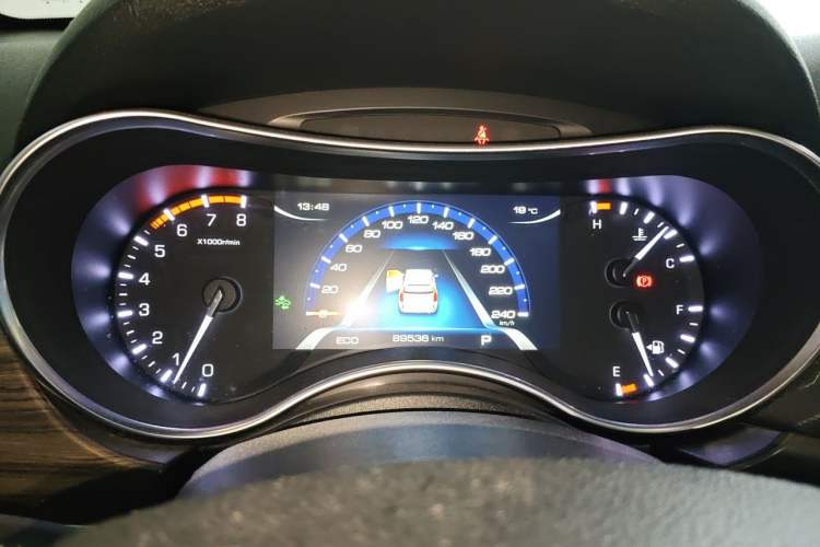 Used Haval H9 2017 2.0T Gasoline 4x4 Premium 5-Seater Instrument Cluster