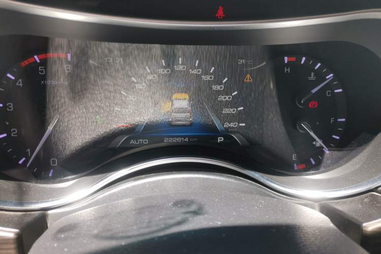 Used Haval H9 2017 2.0T Diesel 4x4 Luxury 7-Seater Instrument Cluster