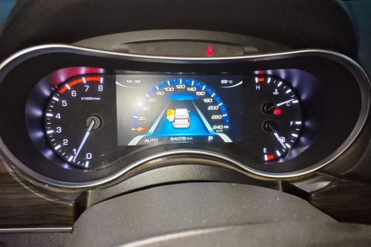 Used Haval H9 2017 2.0T Gasoline 4x4 Luxury 7-Seater Instrument Cluster