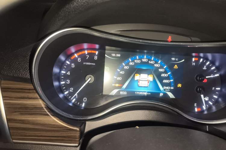 Used Haval H9 2017 2.0T Gasoline 4x4 Comfort Edition 5 Seats Instrument Cluster
