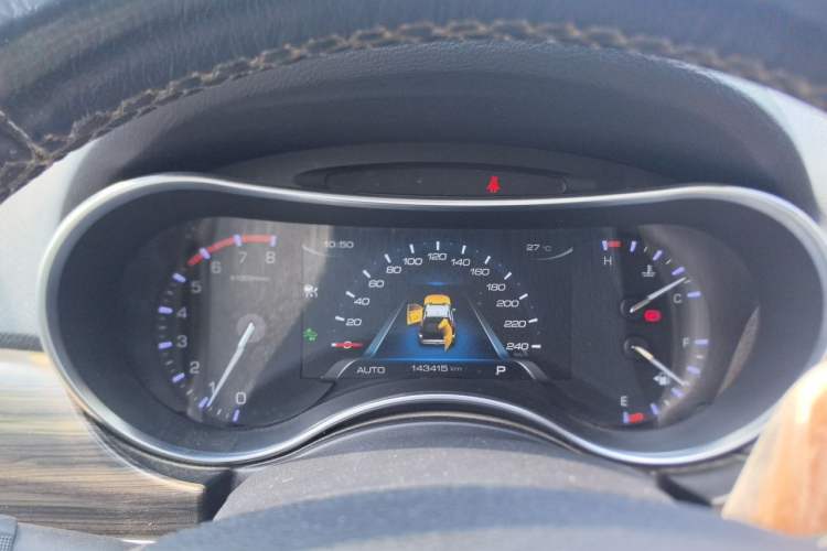 Used Haval H9 2017 2.0T Gasoline 4x4 Prestige Model 7 Seats Instrument Cluster