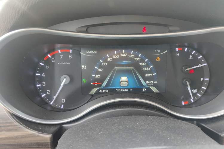 Used Haval H9 2017 2.0T Gasoline 4x4 Prestige Model 7 Seats Instrument Cluster