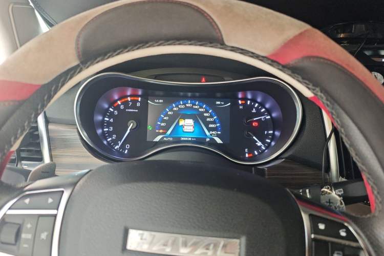 Used Haval H9 2017 2.0T Gasoline 4x4 Premium 5-Seater Instrument Cluster