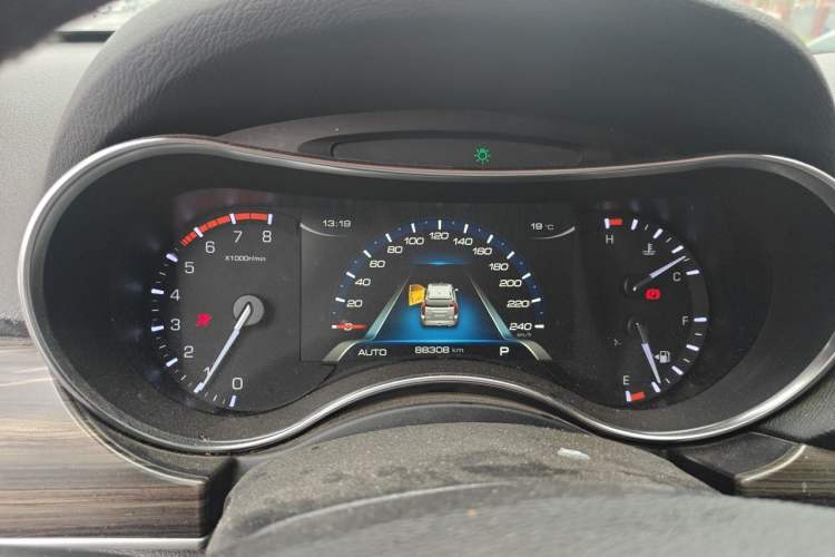 Used Haval H9 2017 2.0T Gasoline 4x4 Luxury 7-Seater Instrument Cluster
