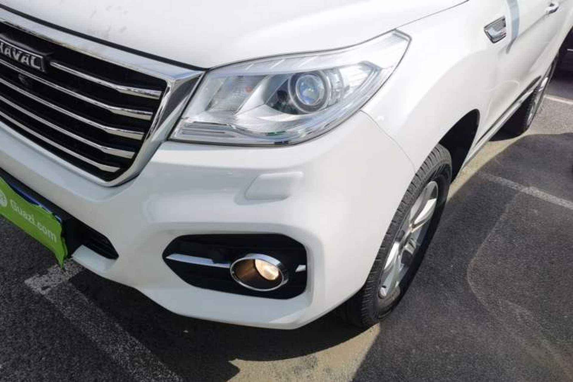 Used Haval H9 2017 2.0T Gasoline 4x4 Premium 5-Seater Left Front Headlight