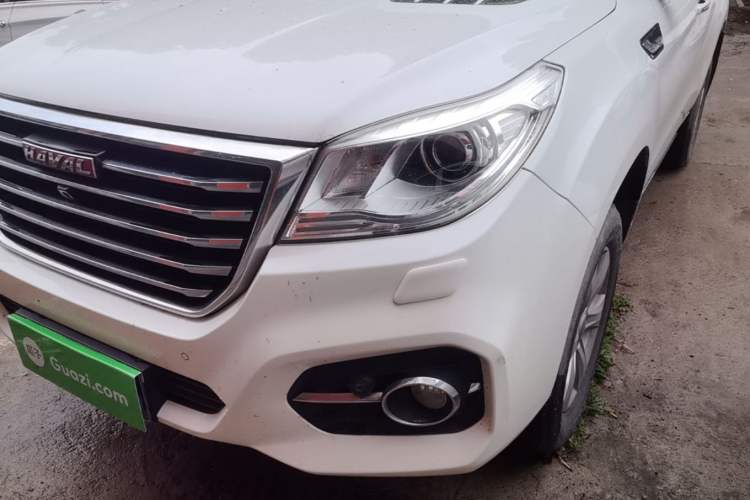 Used Haval H9 2017 2.0T Gasoline 4x4 Luxury 7-Seater Left Front Headlight