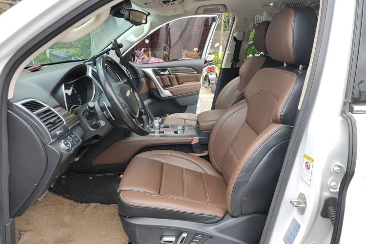Used Haval H9 2017 2.0T Gasoline 4x4 Premium 5-Seater Left Front Seat