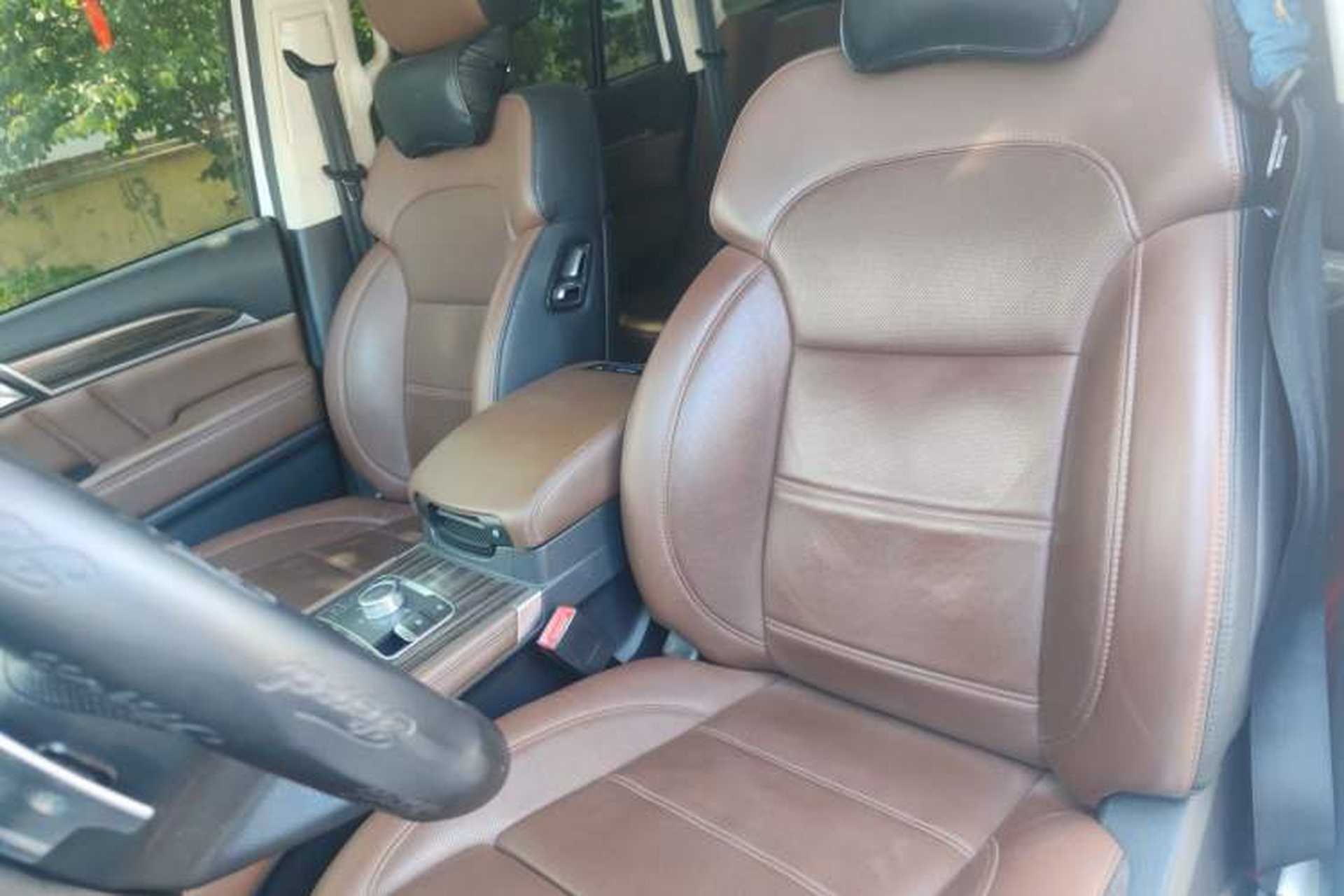 Used Haval H9 2017 2.0T Gasoline 4x4 Premium 5-Seater Left Front Seat