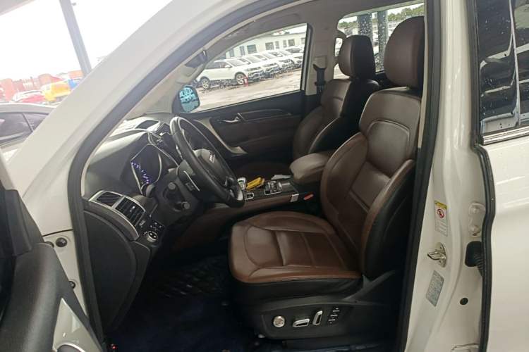 Used Haval H9 2017 2.0T Gasoline 4x4 Luxury 7-Seater Left Front Seat