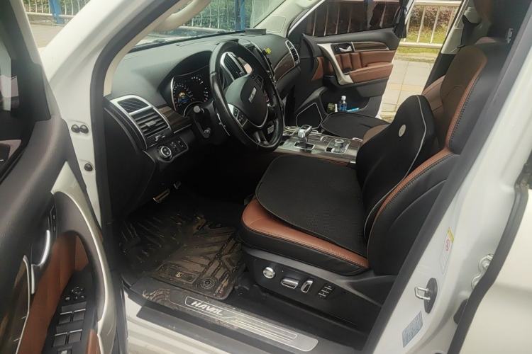 Used Haval H9 2017 2.0T Gasoline 4x4 Luxury 7-Seater Left Front Seat