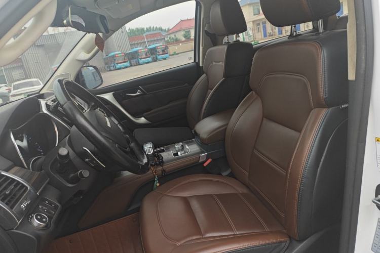 Used Haval H9 2017 2.0T Gasoline 4x4 Luxury 7-Seater Left Front Seat