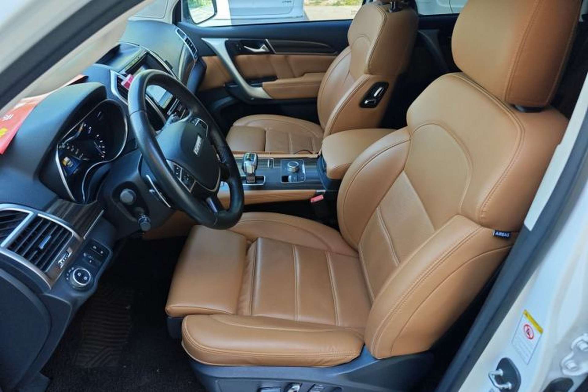 Used Haval H9 2017 2.0T Gasoline 4x4 Premium 5-Seater Left Front Seat