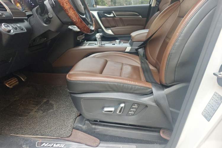 Used Haval H9 2017 2.0T Diesel 4x4 Premium 5-Seater Left Front Seat