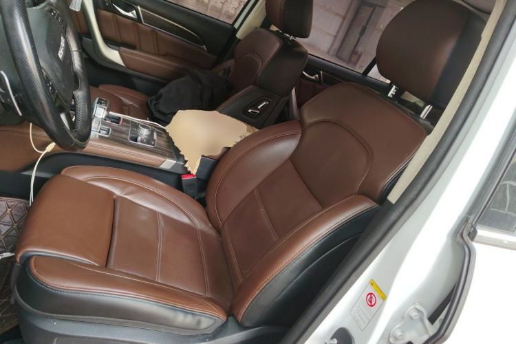 Used Haval H9 2017 2.0T Gasoline 4x4 Prestige Model 7 Seats Left Front Seat