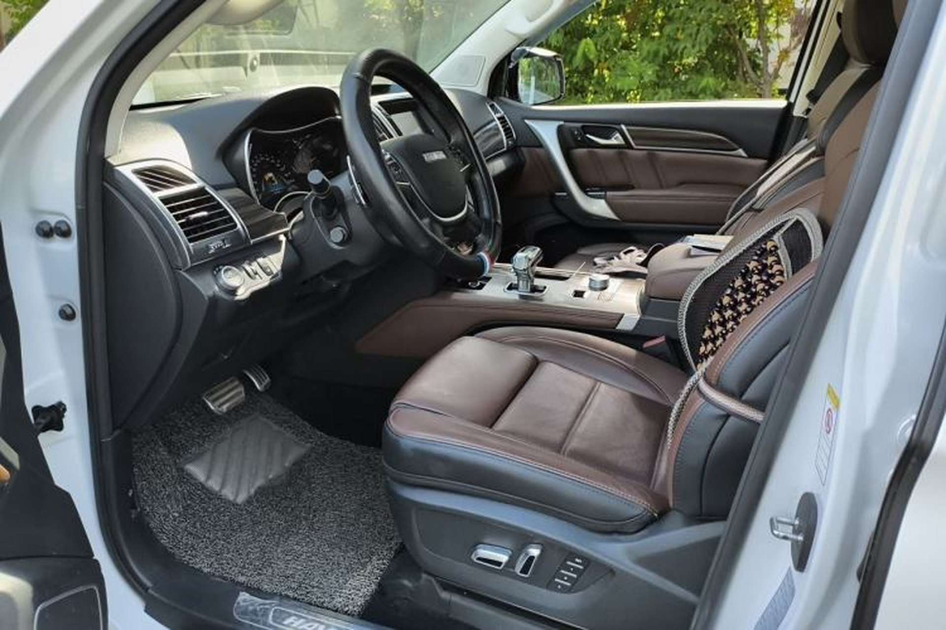 Used Haval H9 2017 2.0T Gasoline 4x4 Premium 5-Seater Left Front Seat
