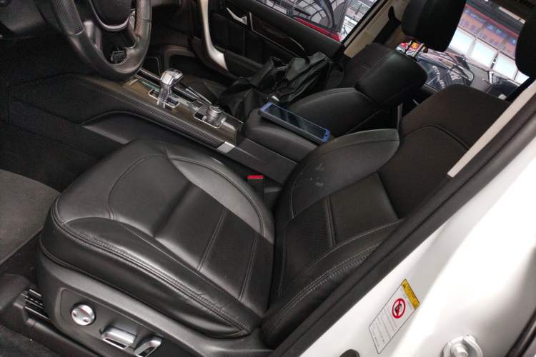 Used Haval H9 2017 2.0T Gasoline 4x4 Comfort Edition 5 Seats Left Front Seat
