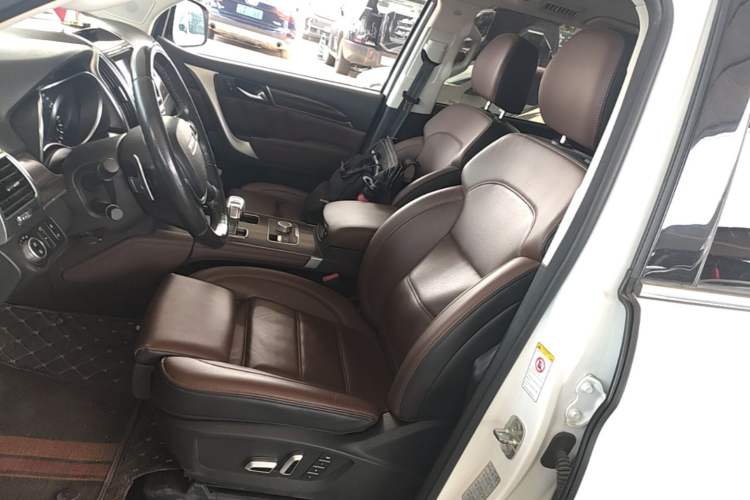 Used Haval H9 2017 2.0T Diesel 4x4 Premium 5-Seater Left Front Seat