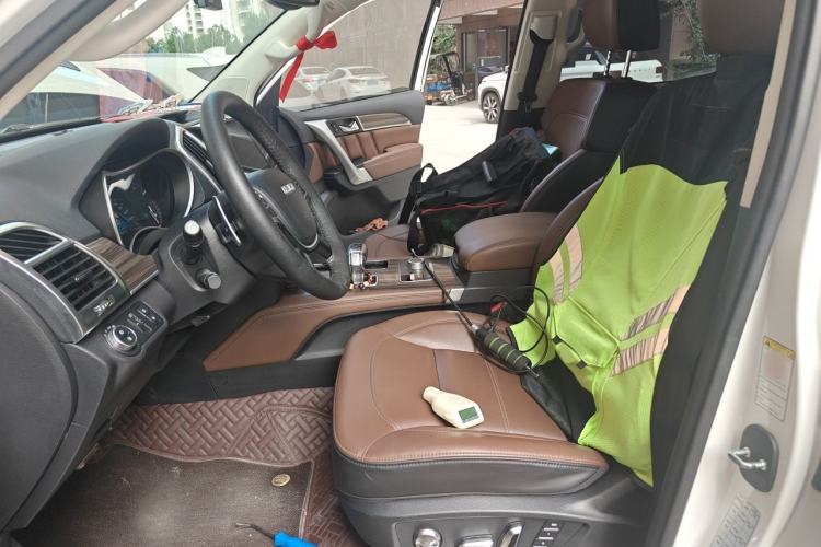 Used Haval H9 2017 2.0T Gasoline 4x4 Luxury 7-Seater Left Front Seat