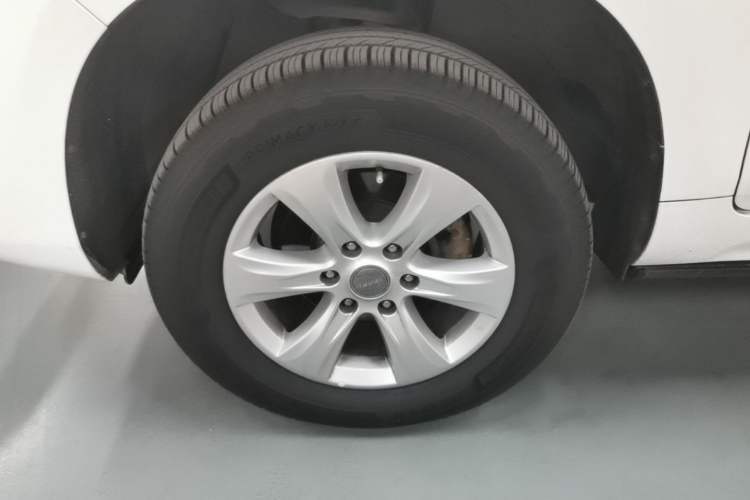Used Haval H9 2017 2.0T Gasoline 4x4 Luxury 7-Seater Left Front Wheel Hub