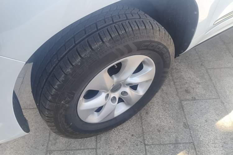Used Haval H9 2017 2.0T Gasoline 4x4 Premium 5-Seater Left Front Wheel Hub