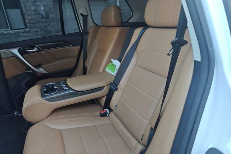 Used Haval H9 2017 2.0T Gasoline 4x4 Premium 5-Seater Left Rear Seat