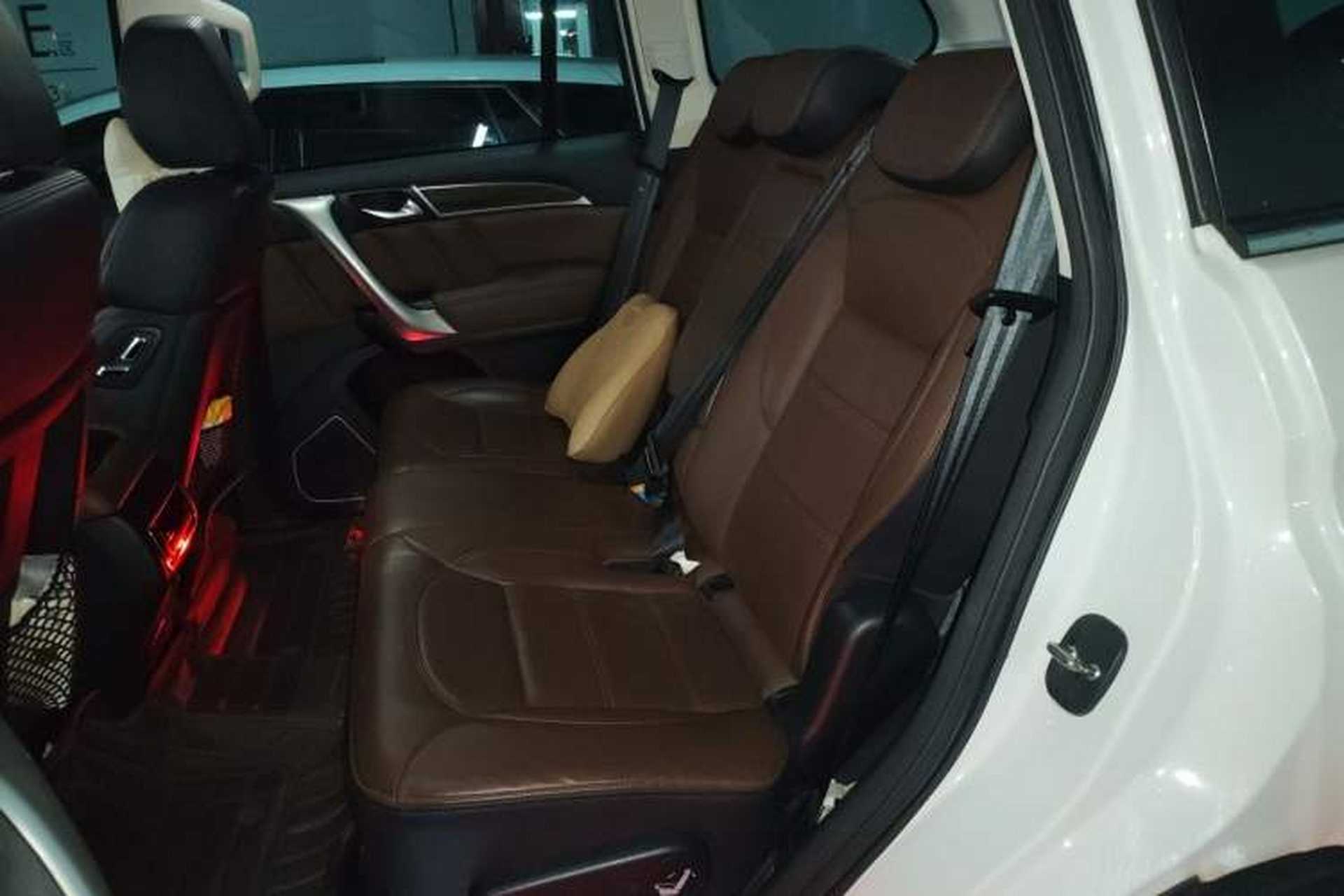 Used Haval H9 2017 2.0T Gasoline 4x4 Prestige Model 7 Seats Left Rear Seat