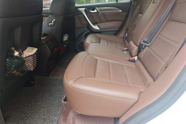 Used Haval H9 2017 2.0T Diesel 4x4 Premium 5-Seater Left Rear Seat