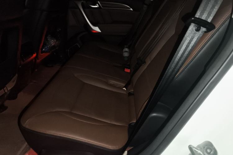 Used Haval H9 2017 2.0T Gasoline 4x4 Comfort Edition 5 Seats Left Rear Seat