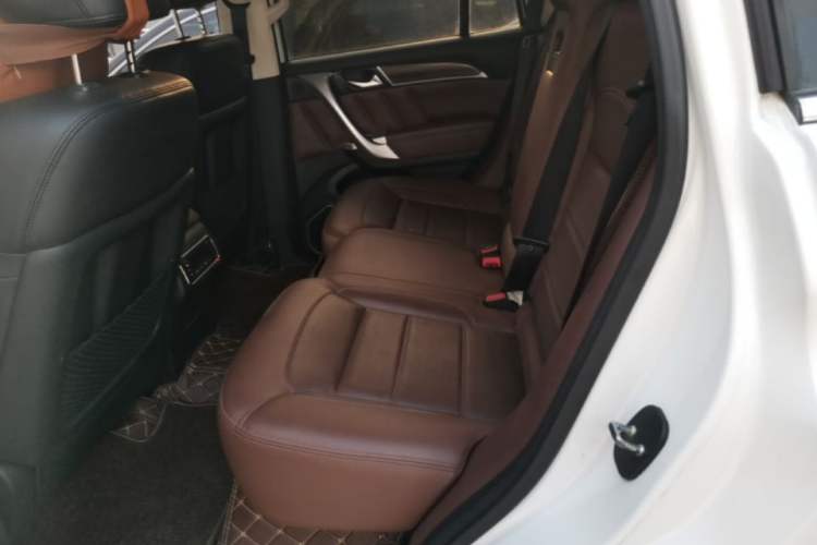 Used Haval H9 2017 2.0T Gasoline 4x4 Premium 5-Seater Left Rear Seat