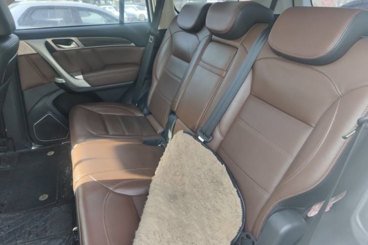 Used Haval H9 2017 2.0T Gasoline 4x4 Prestige Model 7 Seats Left Rear Seat
