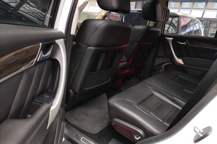 Used Haval H9 2017 2.0T Gasoline 4x4 Comfort Edition 5 Seats Left Rear Seat