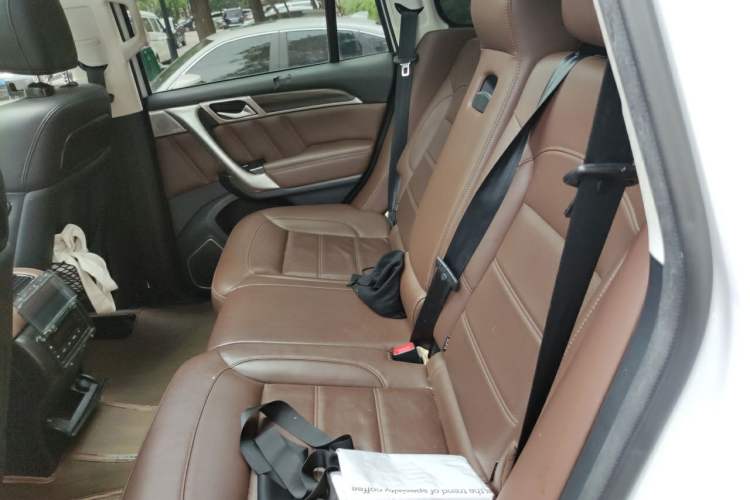 Used Haval H9 2017 2.0T Diesel 4x4 Premium 5-Seater Left Rear Seat
