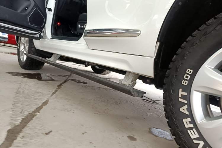 Used Haval H9 2017 2.0T Gasoline 4x4 Luxury 7-Seater Left Side Sill