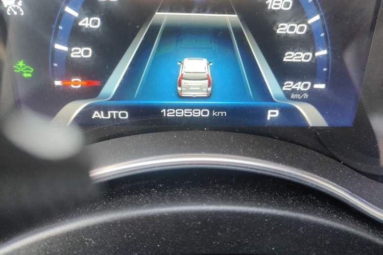 Used Haval H9 2017 2.0T Gasoline 4x4 Prestige Model 7 Seats Odometer Close Up