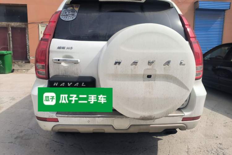 Used Haval H9 2017 2.0T Gasoline 4x4 Luxury 7-Seater Rear