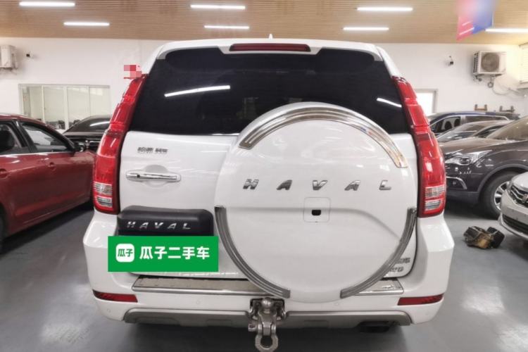 Used Haval H9 2017 2.0T Gasoline 4x4 Luxury 7-Seater Rear