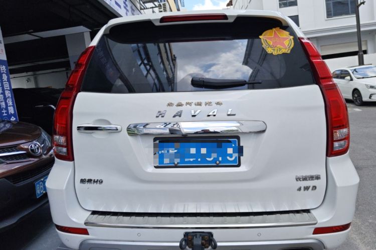 Used Haval H9 2017 2.0T Gasoline 4x4 Luxury 7-Seater Rear