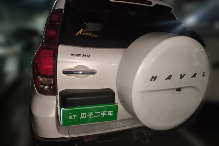 Used Haval H9 2017 2.0T Gasoline 4x4 Comfort Edition 5 Seats Rear