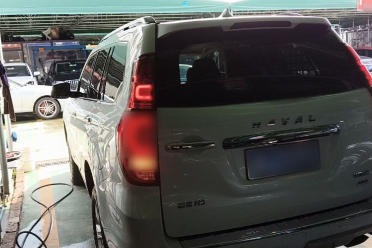 Used Haval H9 2017 2.0T Gasoline 4x4 Premium 5-Seater Rear Left 45 Deg